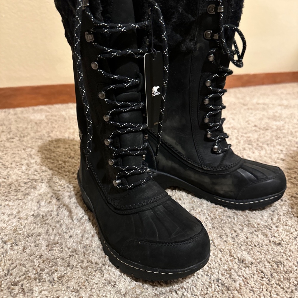 Sorel Boots - Picture 5 of 6